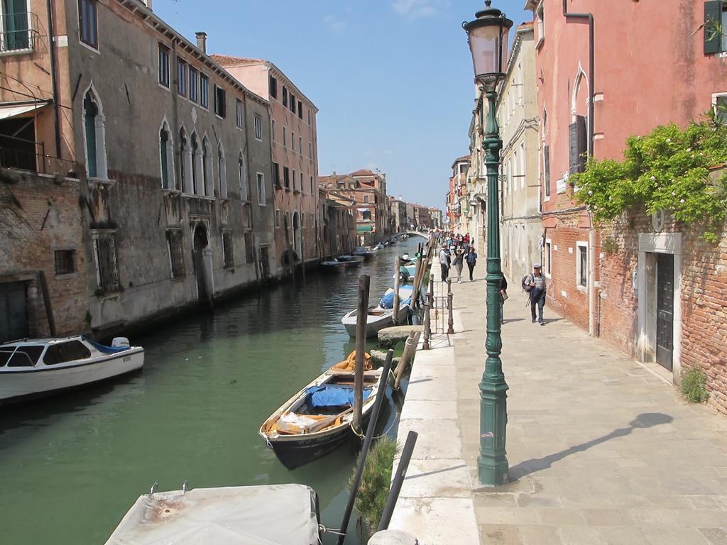 Casa Di Primavera Veneţia Exterior foto